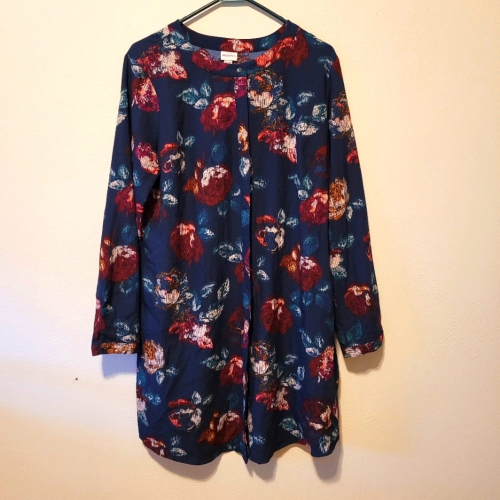 Merona navy blue floral print midi‎ dress.